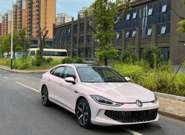 九游体育app娱乐朗逸的销量每月仍能保合手在20000辆以上-九游体育官网 九游娱乐(NineGameSports)官方网站