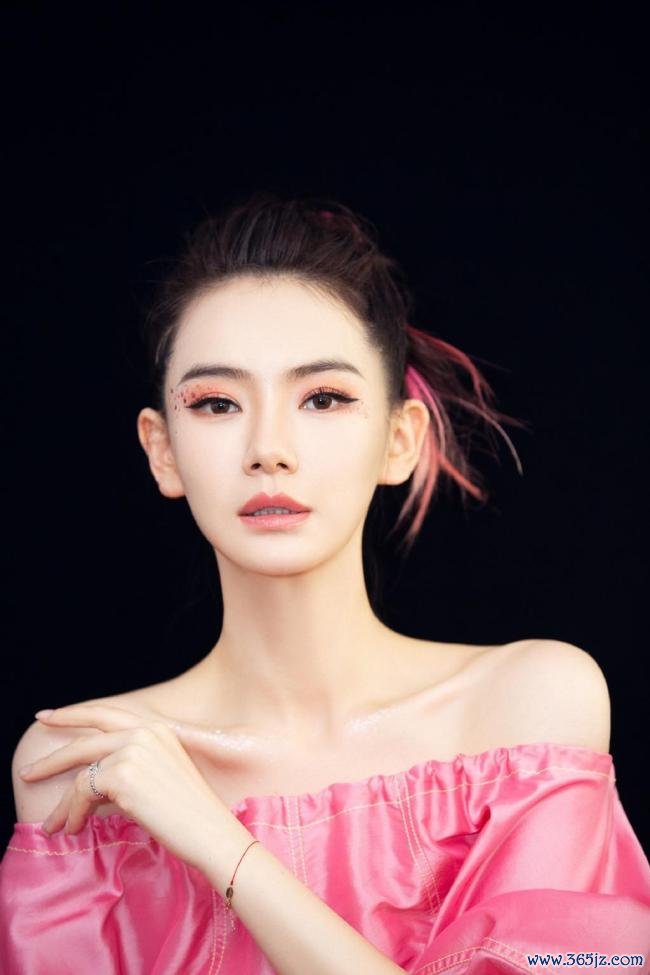 戚薇教导医好意思要严慎 坦诚共享引共识